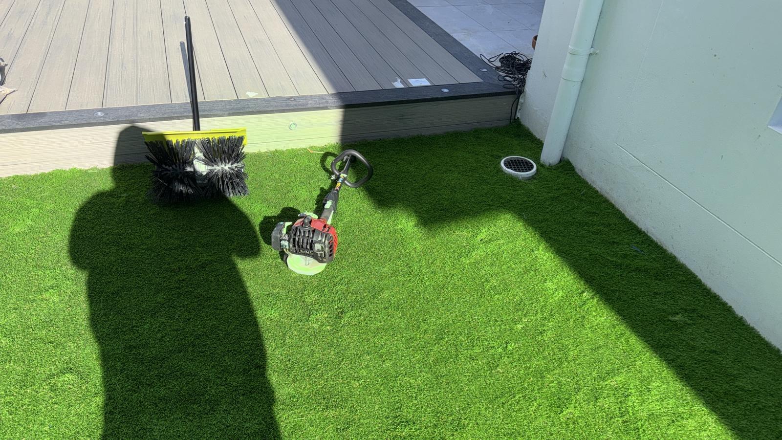 Turf detail with composite decking
